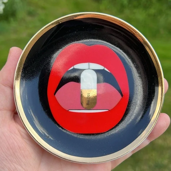 Jonathan Adler Designer Full Dose Red Lip Trinket Dish Catchall Coaster - Picture 5 of 6